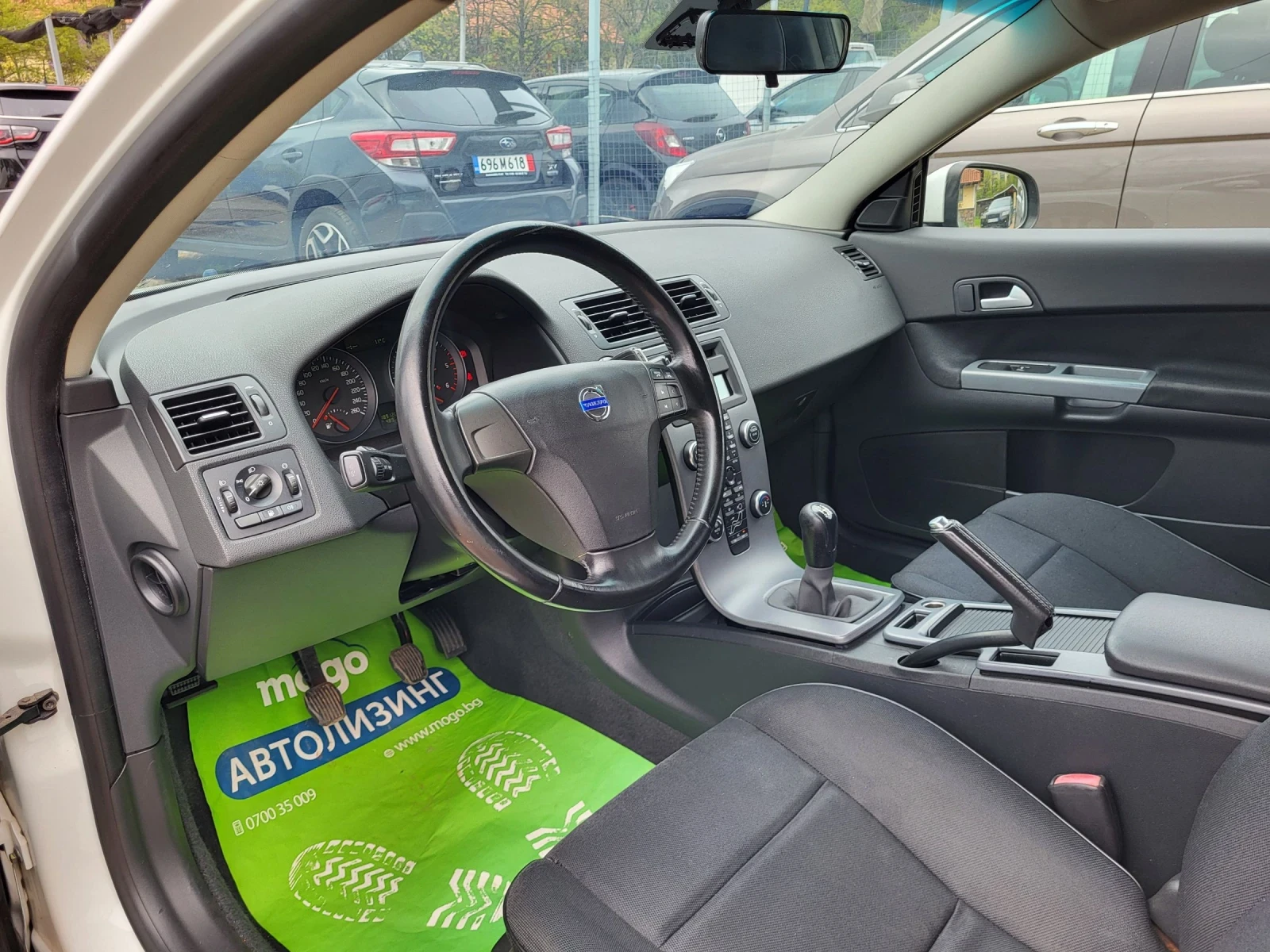 Volvo C30 1.6 D Drive Face-lift  - изображение 8