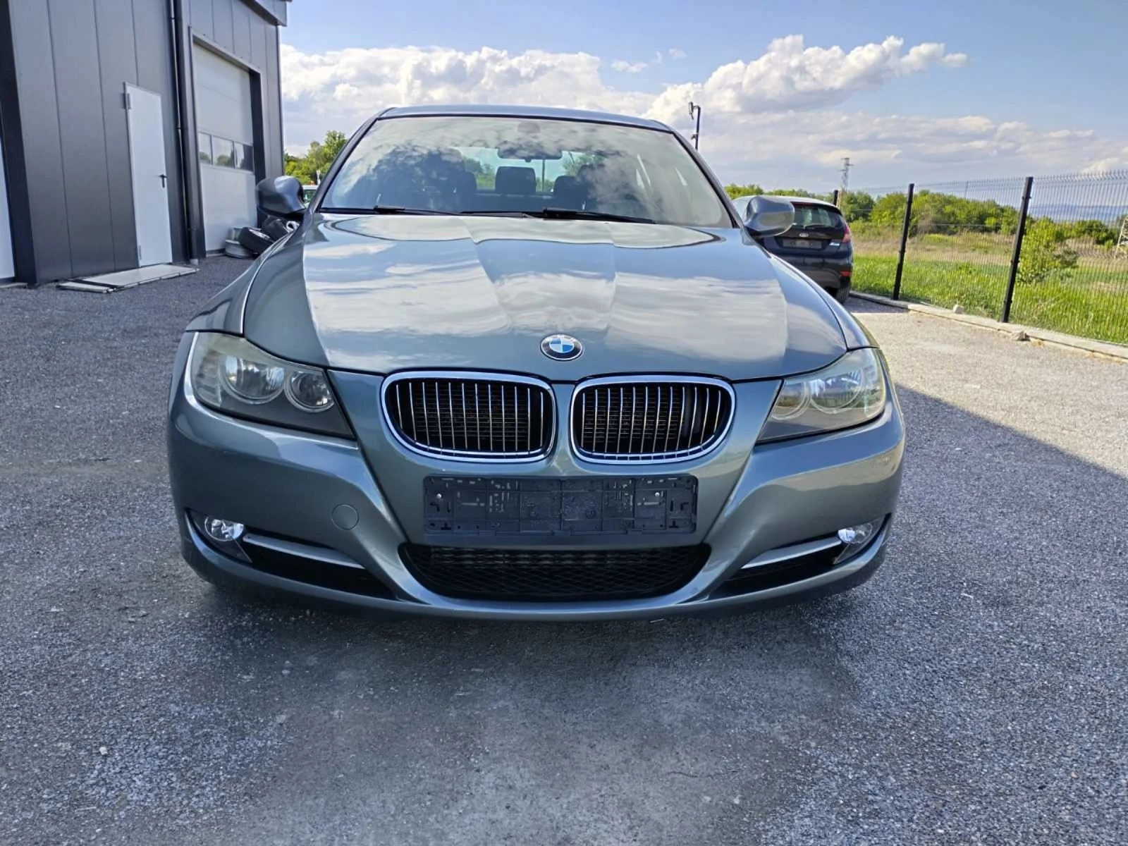 BMW 318 2.0 d.  - изображение 2