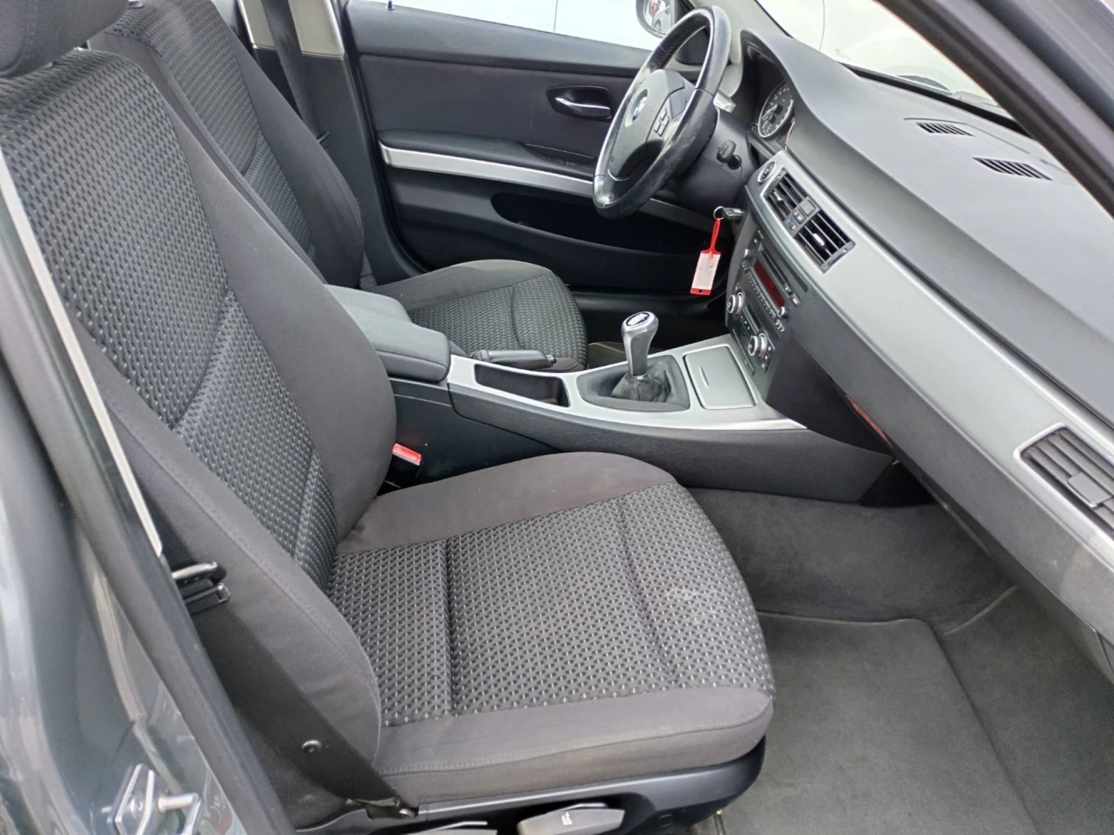 BMW 318 2.0 D Facelift | Mobile.bg   13