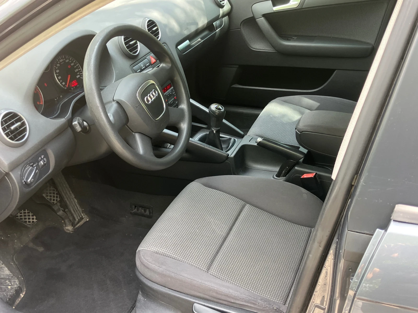 Audi A3 1.9 105 - изображение 8