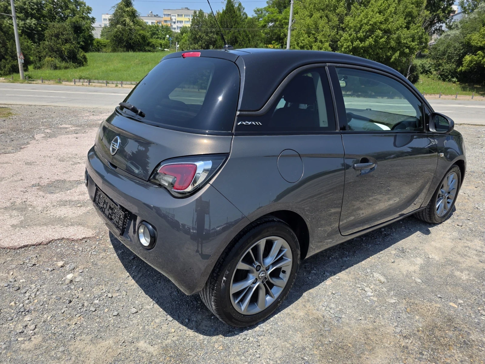 Opel Adam 1.4 i 87k.c LPG - изображение 5