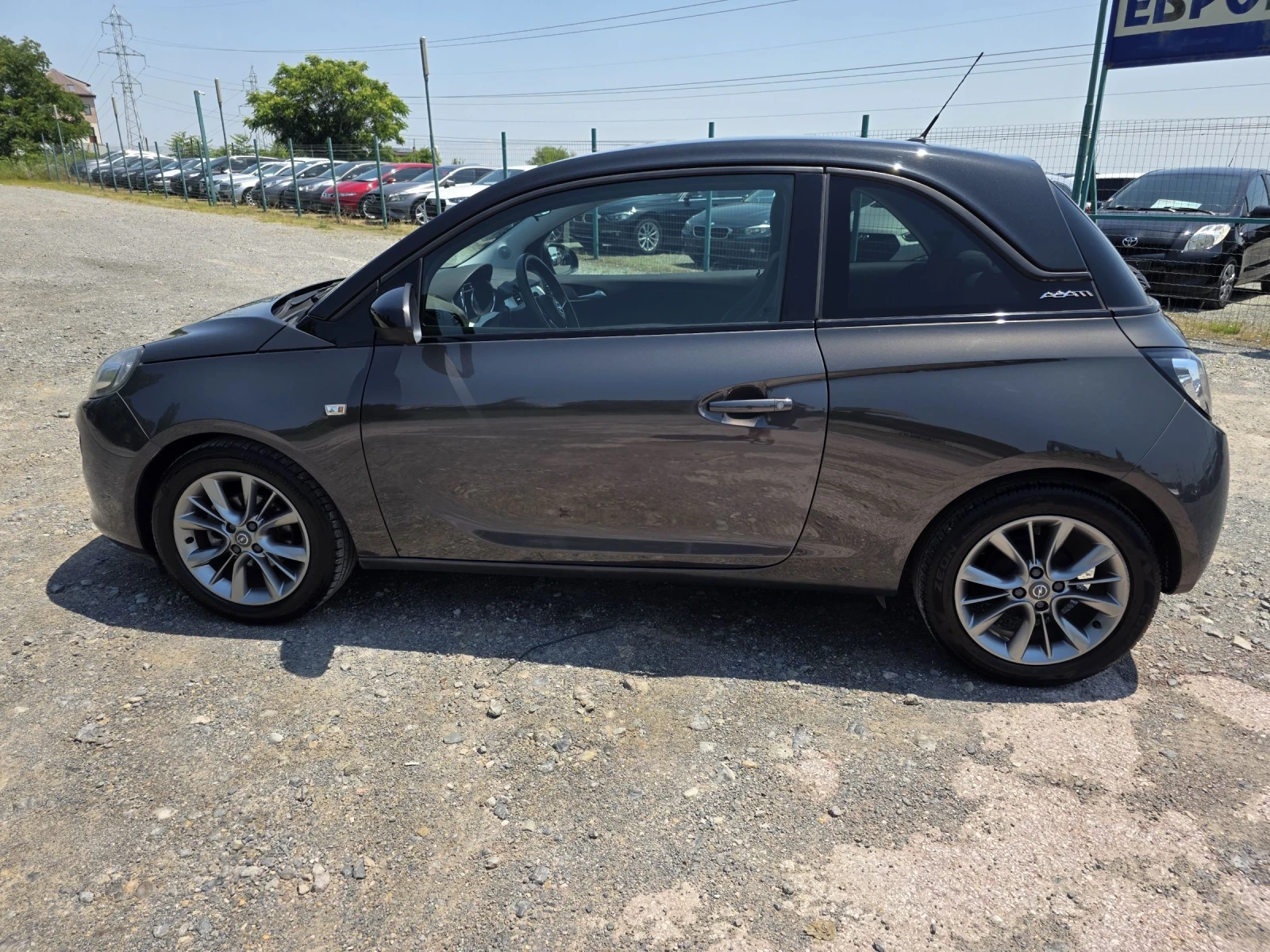 Opel Adam 1.4 i 87k.c LPG - изображение 8
