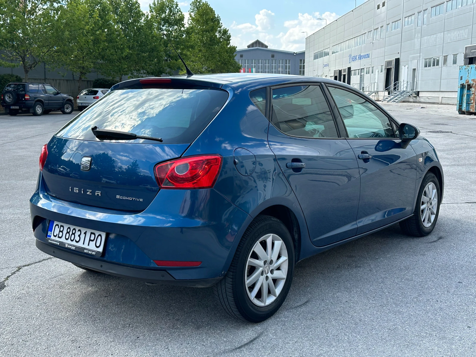 Seat Ibiza 1.2i 105 к.с. - изображение 4