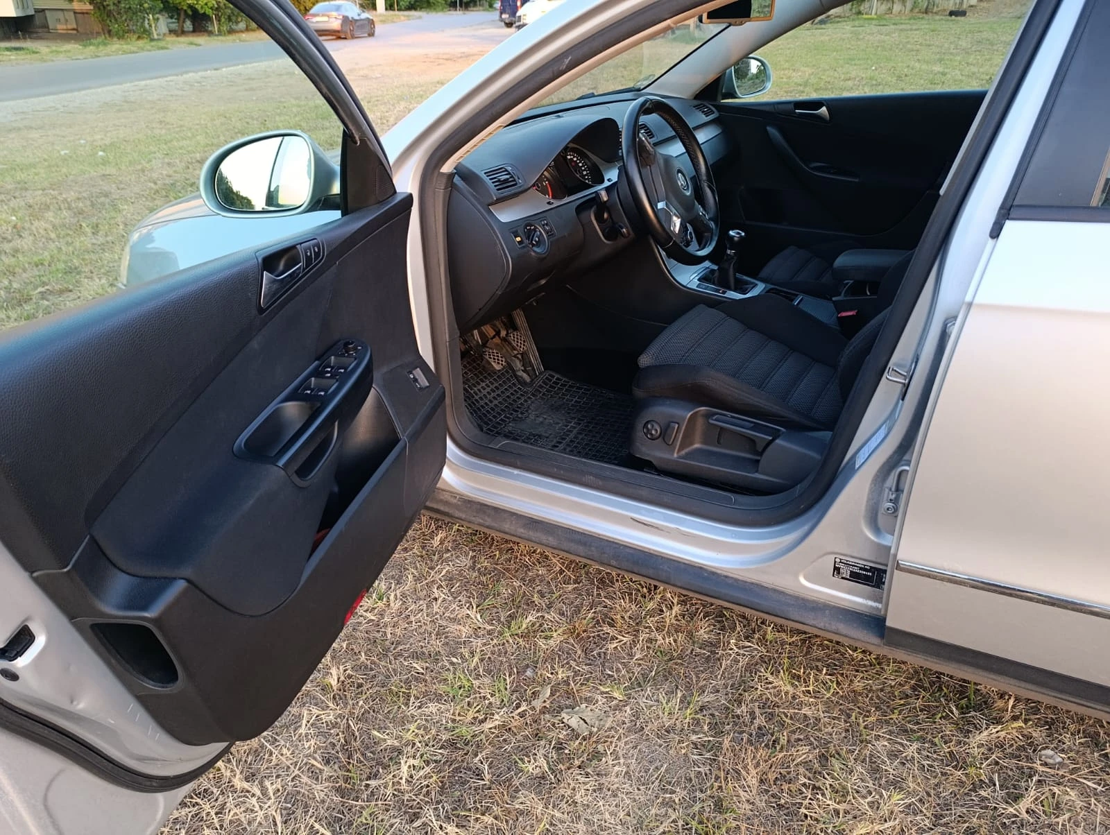 VW Passat 2.0 - изображение 9