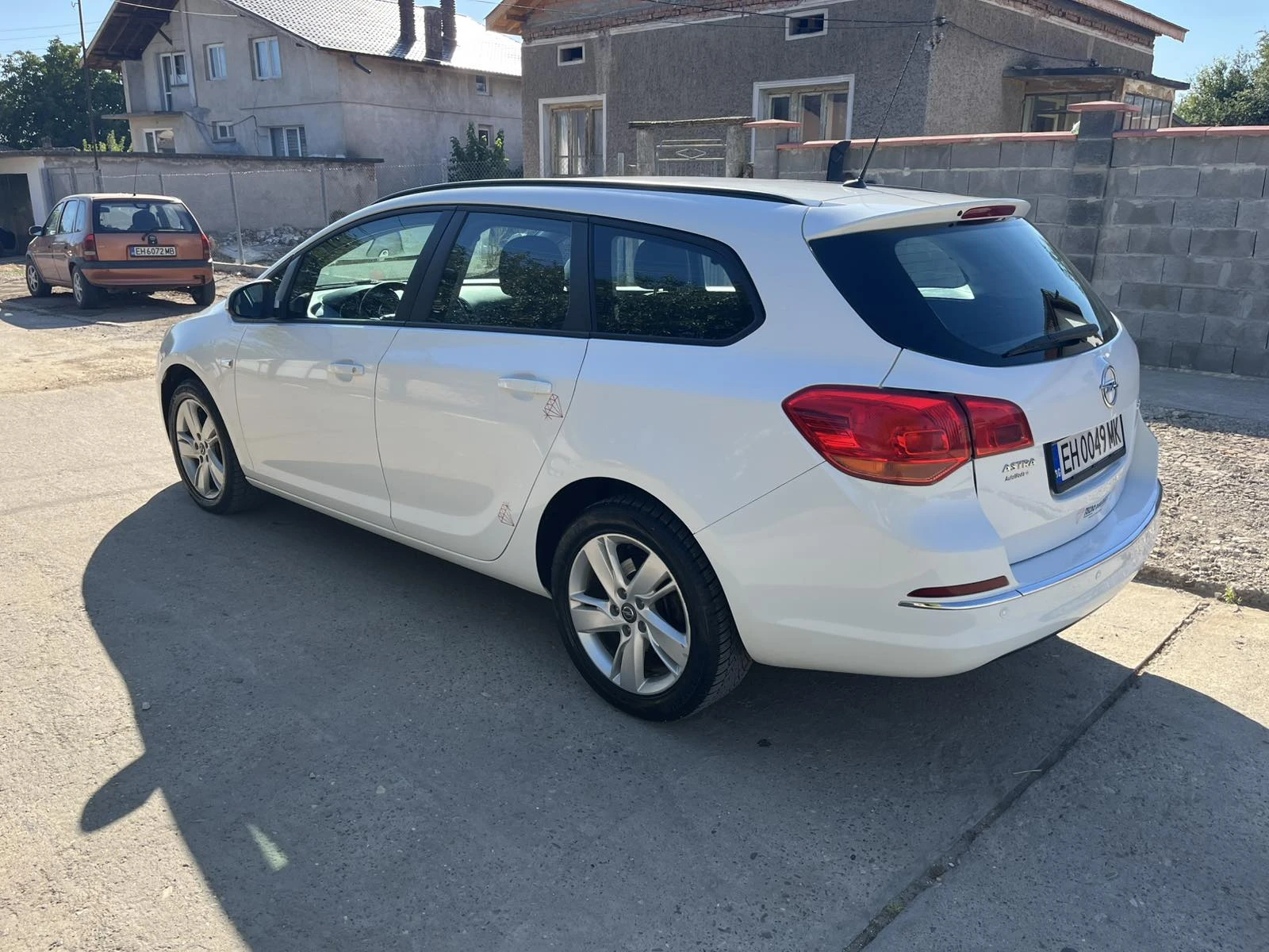 Opel Astra комби - изображение 2