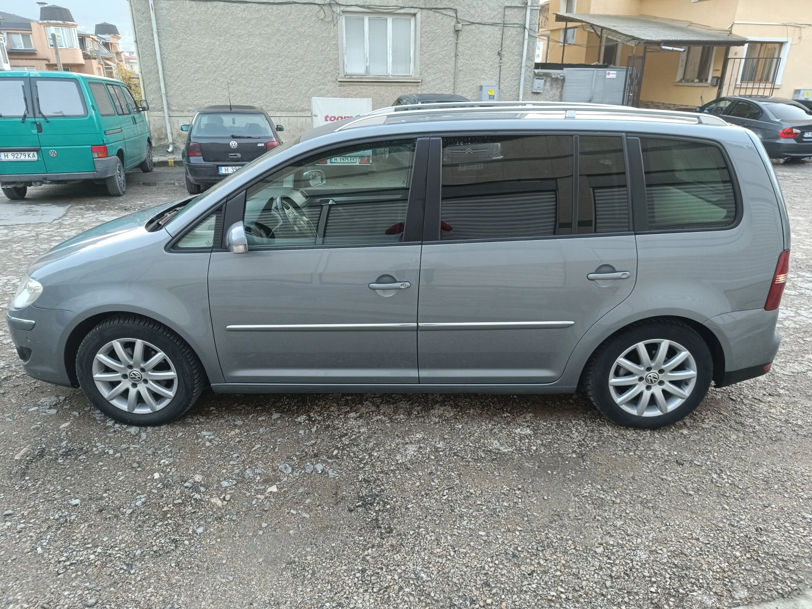VW Touran 2.0TDI 140 HIGHLINE - изображение 8