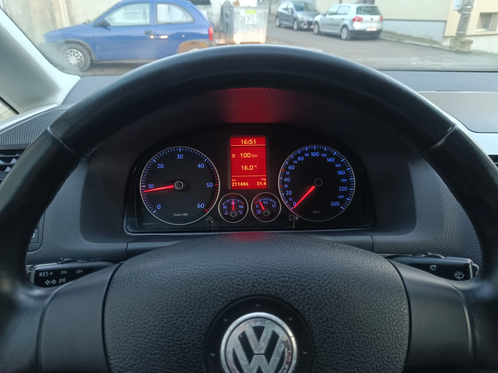 VW Touran 2.0TDI 140 HIGHLINE | Mobile.bg   16