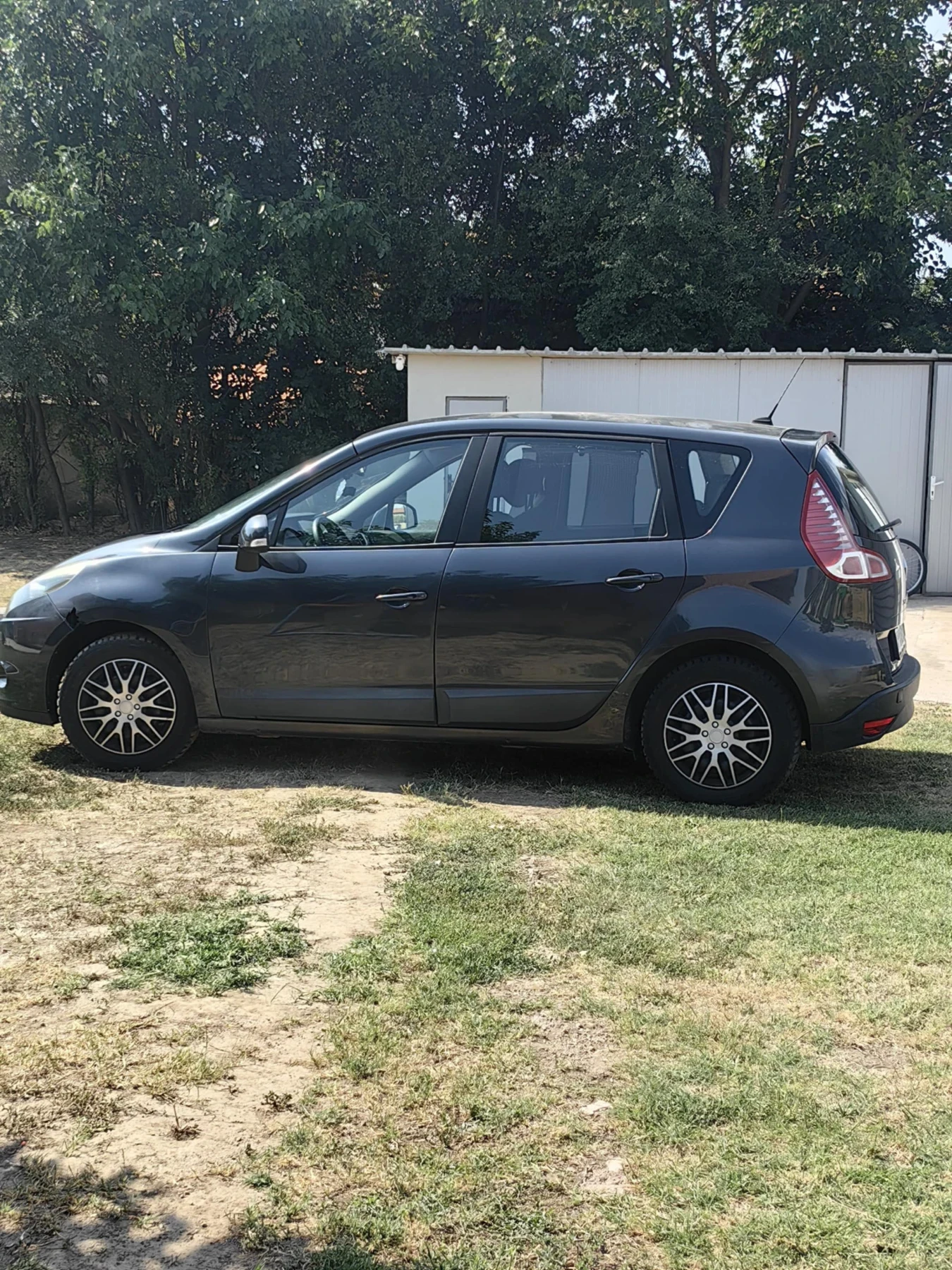 Renault Scenic  - изображение 6