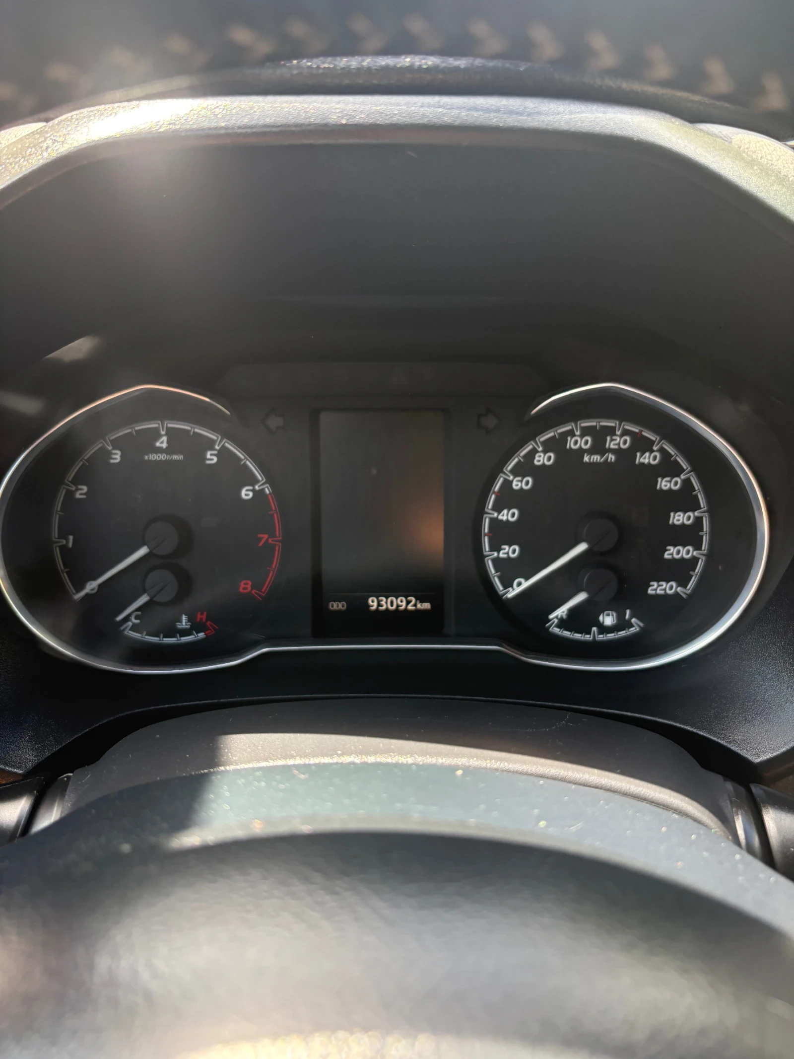 Toyota Yaris 1.5 - изображение 5