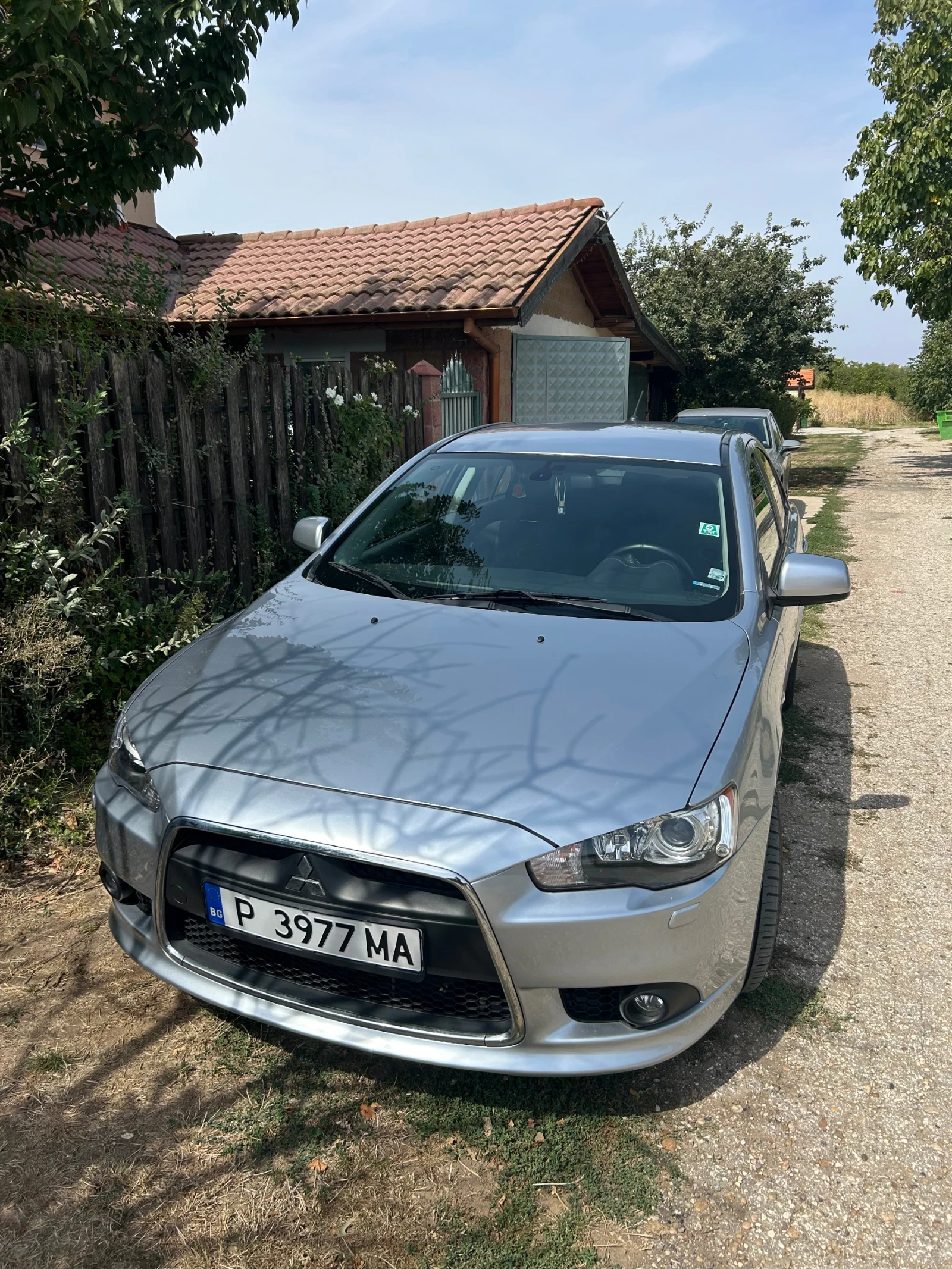 Mitsubishi Lancer
