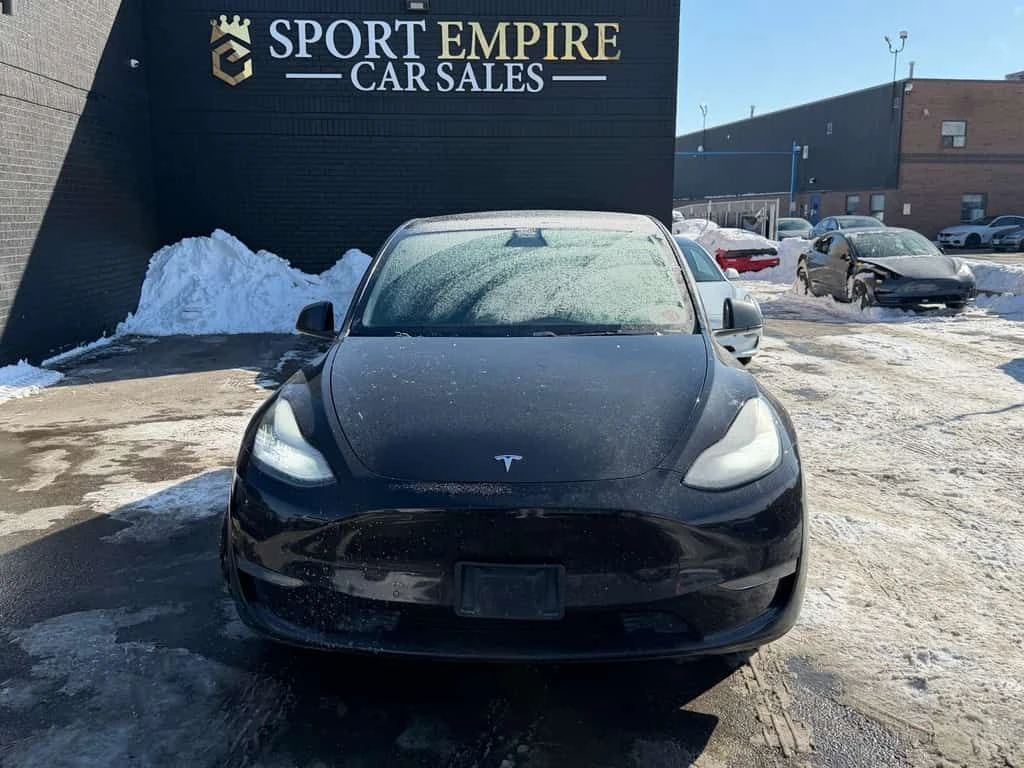 Tesla Model Y Long Range AWD  CARFAX, снимка 2 - Автомобили и джипове - 53972583