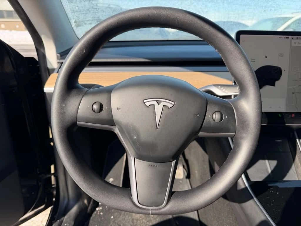 Tesla Model Y Long Range AWD  CARFAX, снимка 14 - Автомобили и джипове - 53972583