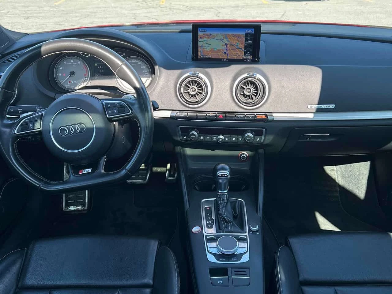 Audi S3 TECHNIK QUATTRO * ПОДГРЕВИ* ПАНОРАМА* ДВА КЛЮЧА* , снимка 8 - Автомобили и джипове - 54001719