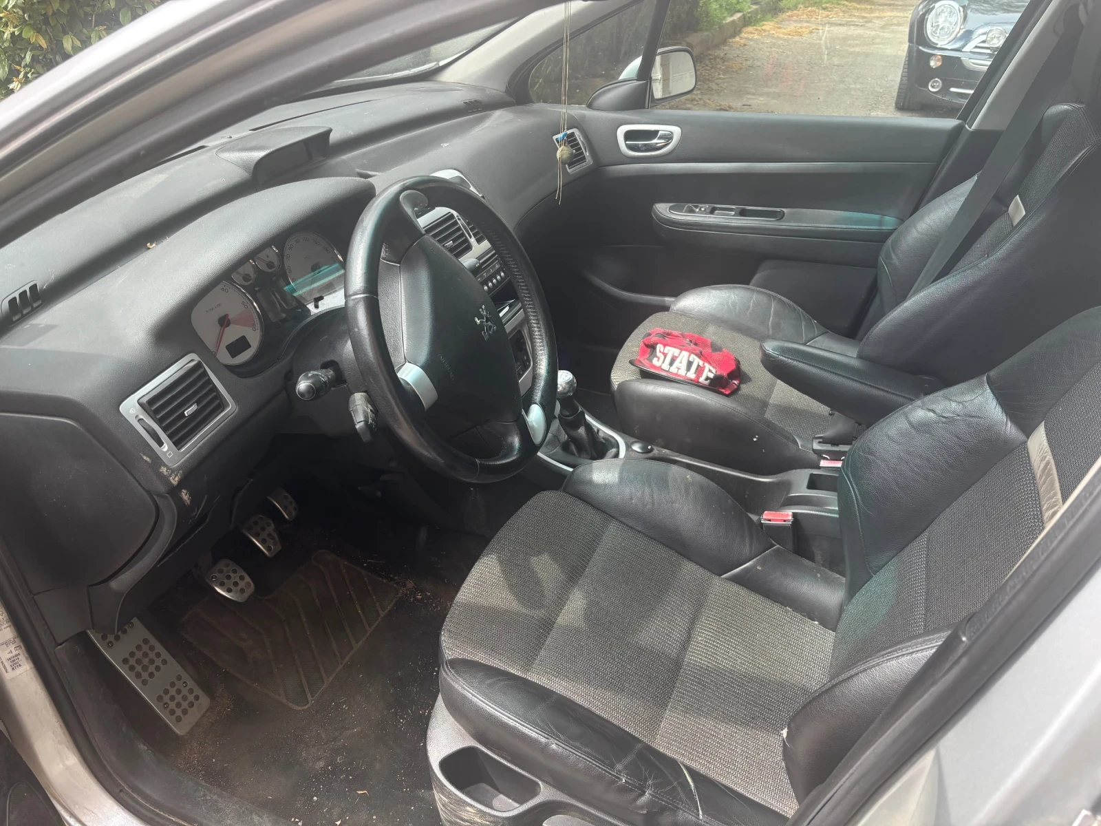 Peugeot 307 SW, снимка 2 - Автомобили и джипове - 54257829