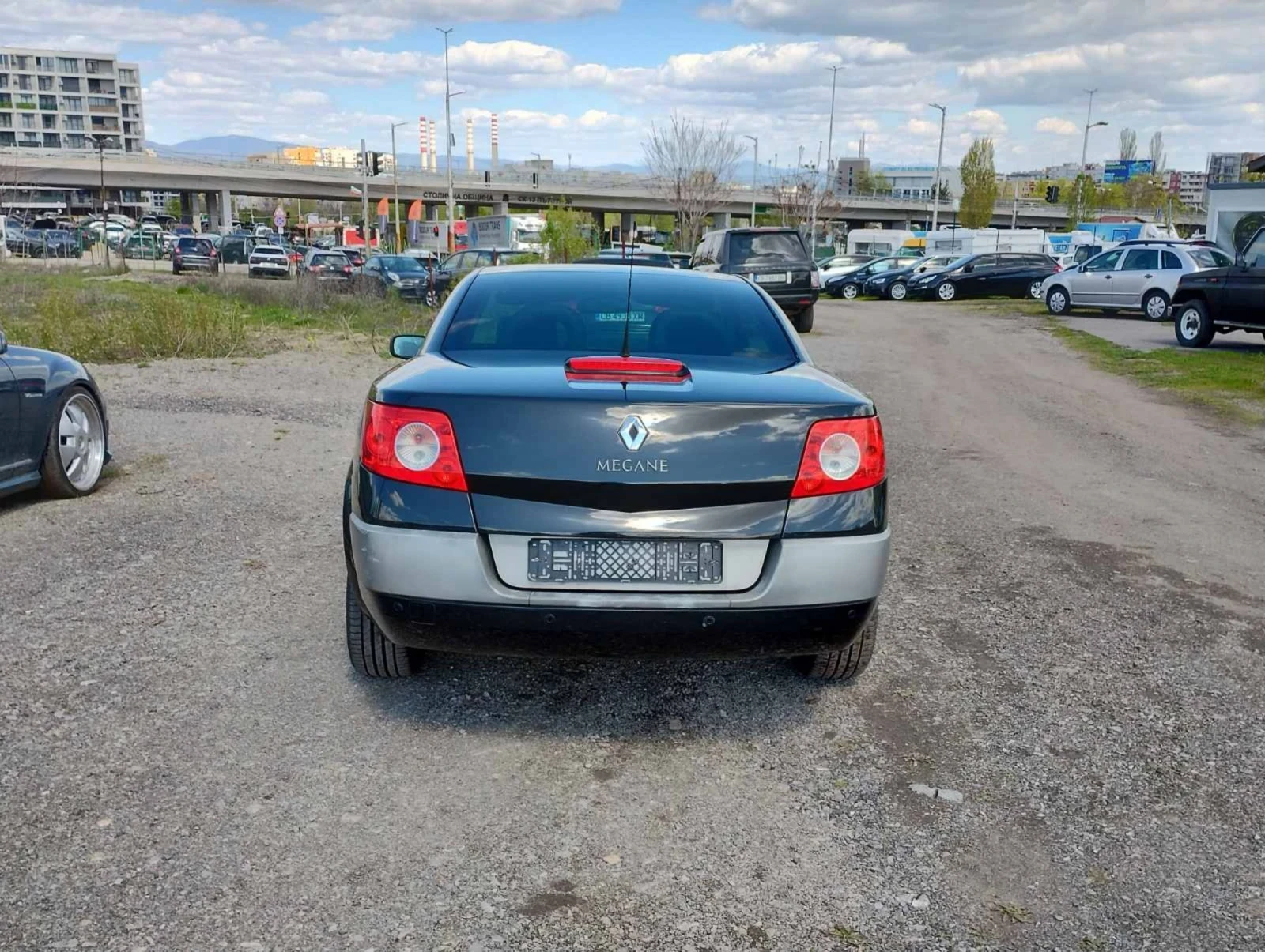 Renault Megane 2.0 16V, снимка 3 - Автомобили и джипове - 54295098