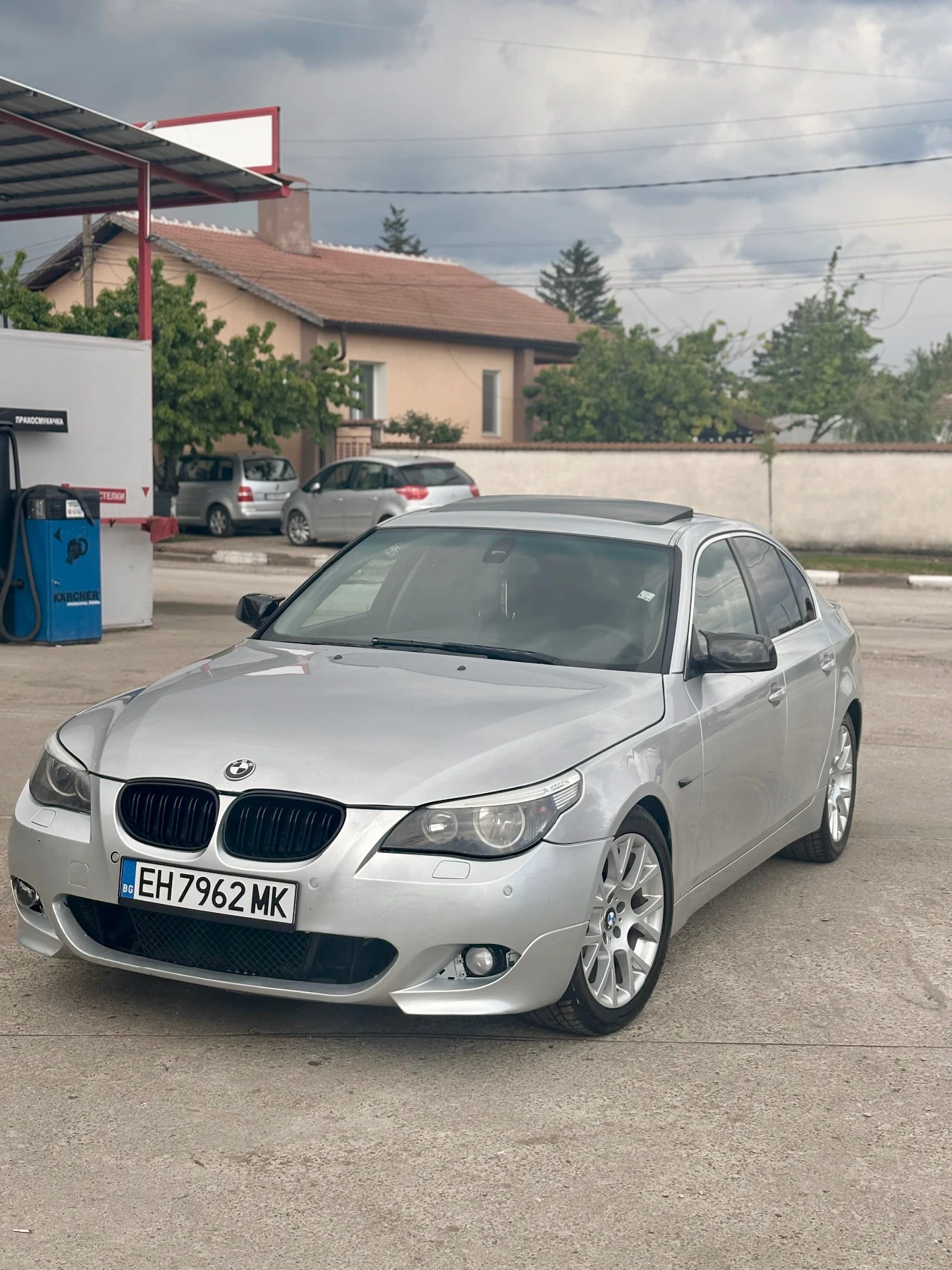 BMW 520