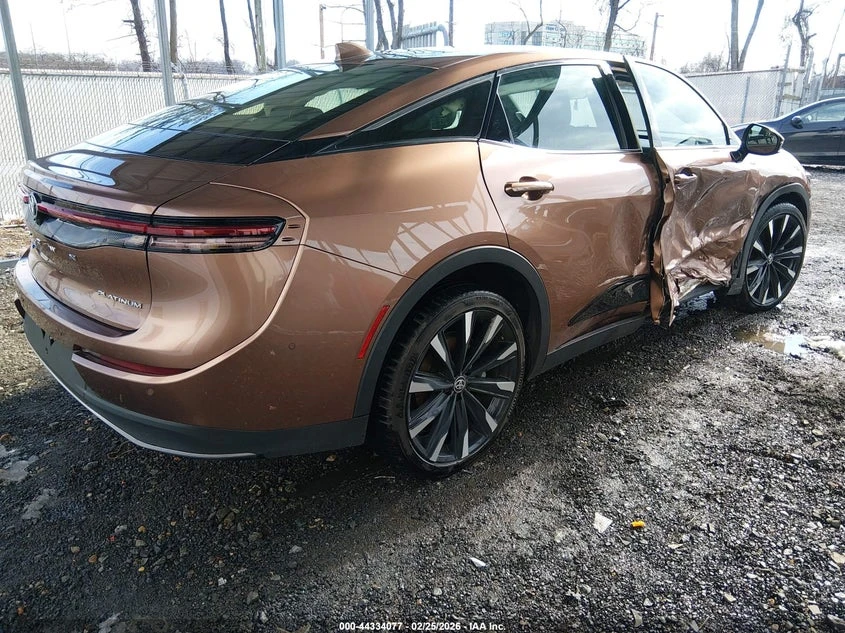 Toyota Crown 2.4l Platinum, снимка 4 - Автомобили и джипове - 54438232