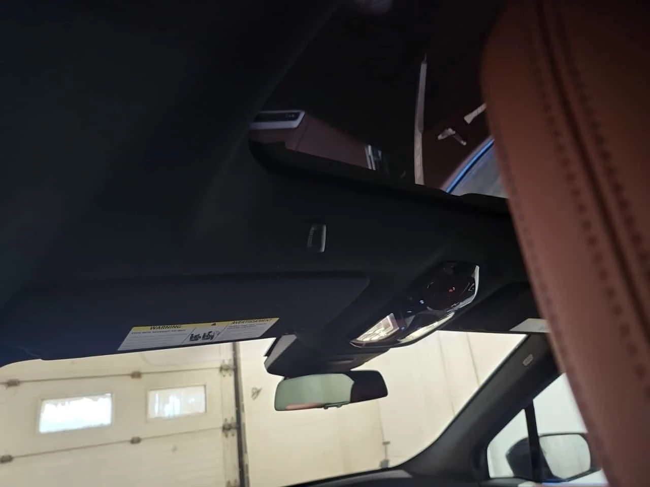 BMW iX XDRIVE50  CARFAX | Mobile.bg � ����������� 12