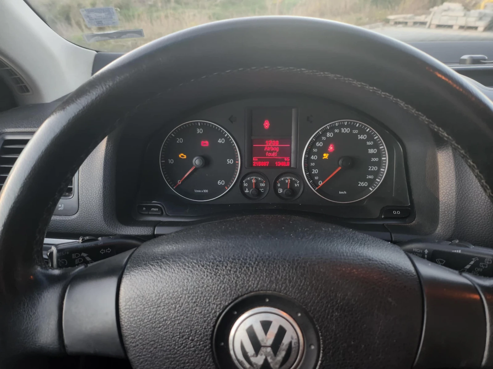 VW Golf 5, снимка 11 - Автомобили и джипове - 54635838