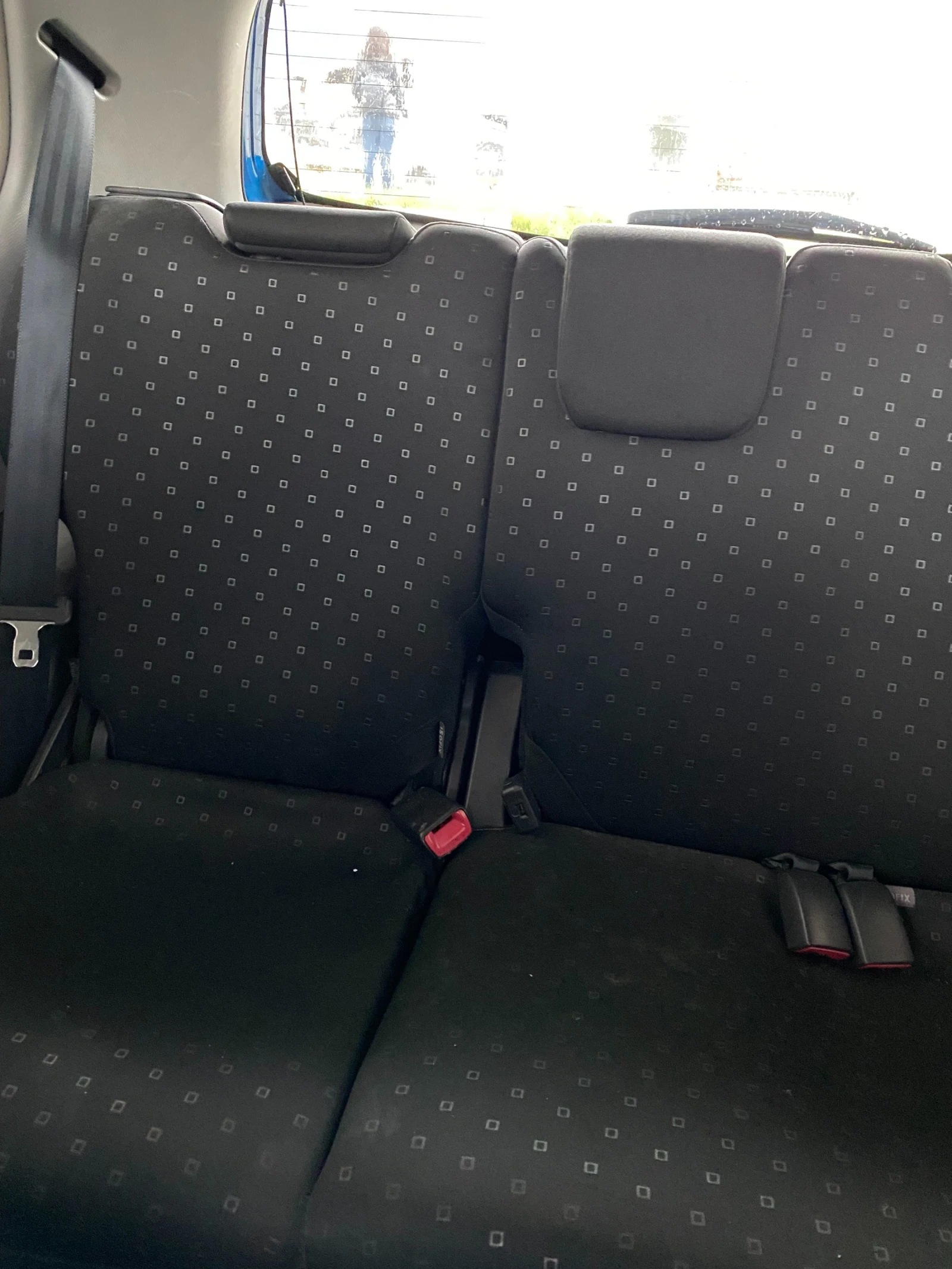 Toyota Yaris 1.0 VVT-i, снимка 14 - Автомобили и джипове - 54654612