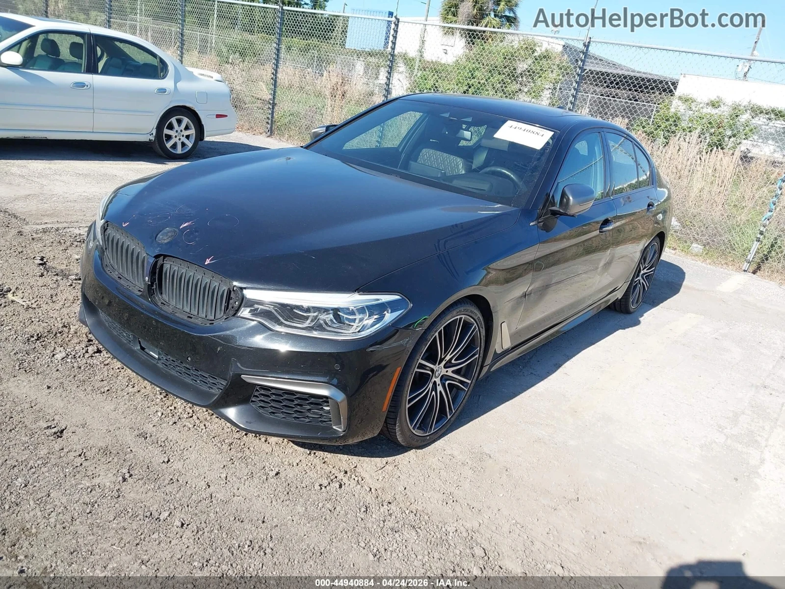 BMW 550 X-Drive* Bower Wilkins* Distronic* ЦЕНА ДО БГ, снимка 3 - Автомобили и джипове - 55134733