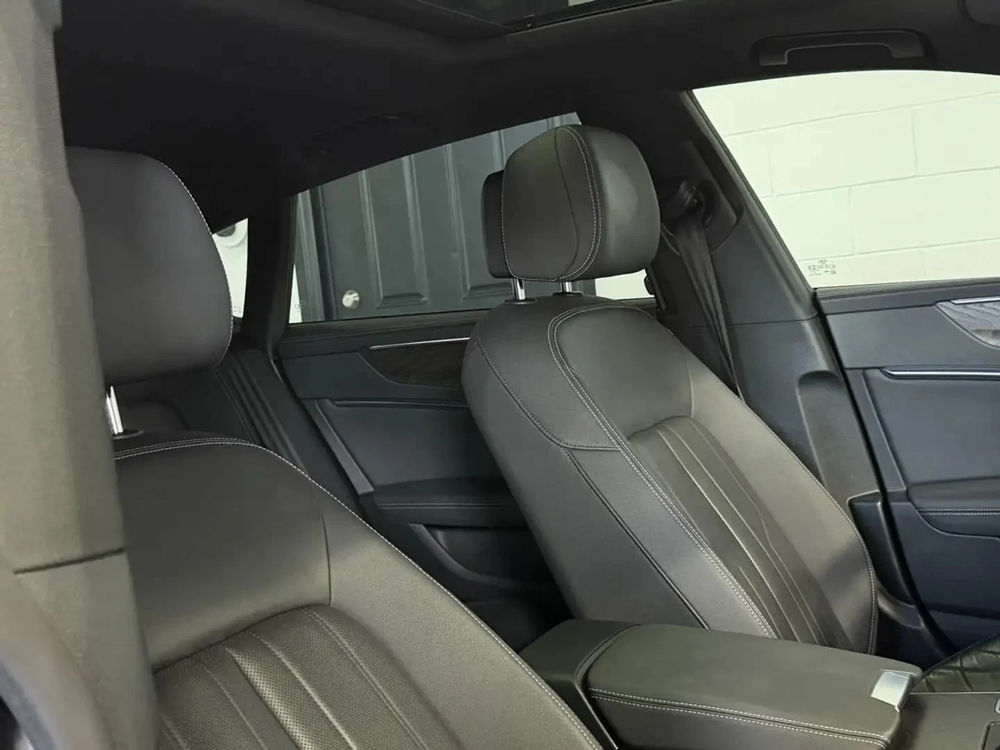 Audi A7 Technik S-Line Автокредит Цена до България, снимка 11 - Автомобили и джипове - 55144354