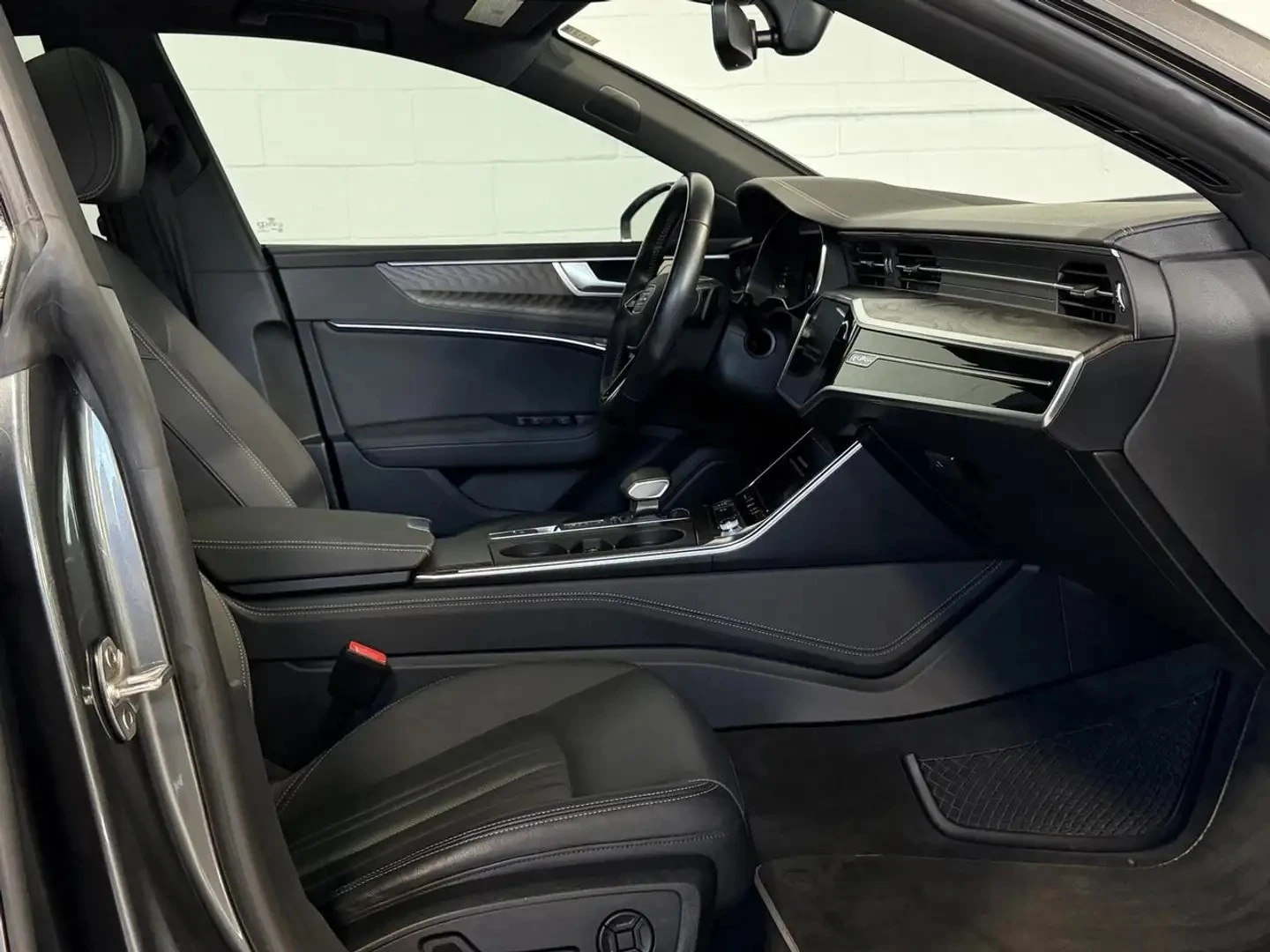 Audi A7 Technik S-Line Автокредит Цена до България, снимка 10 - Автомобили и джипове - 55144354
