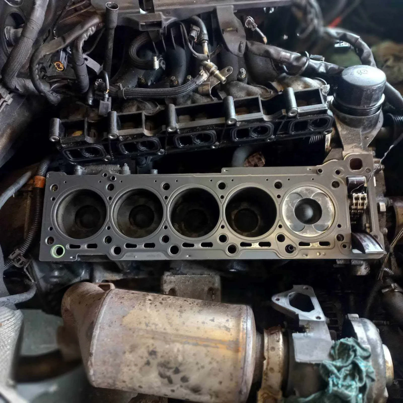Mercedes-Benz E 270, снимка 17 - Автомобили и джипове - 55211970