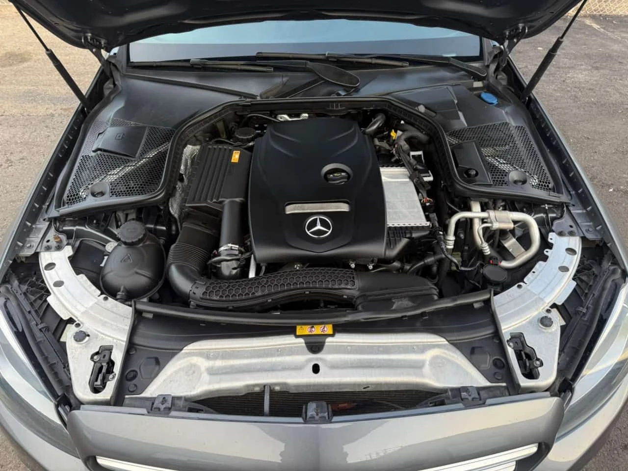 Mercedes-Benz C 300 * АВТОКРЕДИТ БЕЗ ПЪРВОНАЧАЛНА ВНОСКА* , снимка 13 - Автомобили и джипове - 55294480