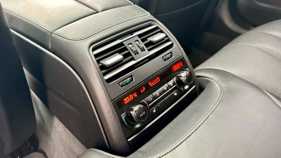 BMW 650 XDRIVE HARMAN KARDON/PANORAMA/360CAM, снимка 16 - Автомобили и джипове - 55347873