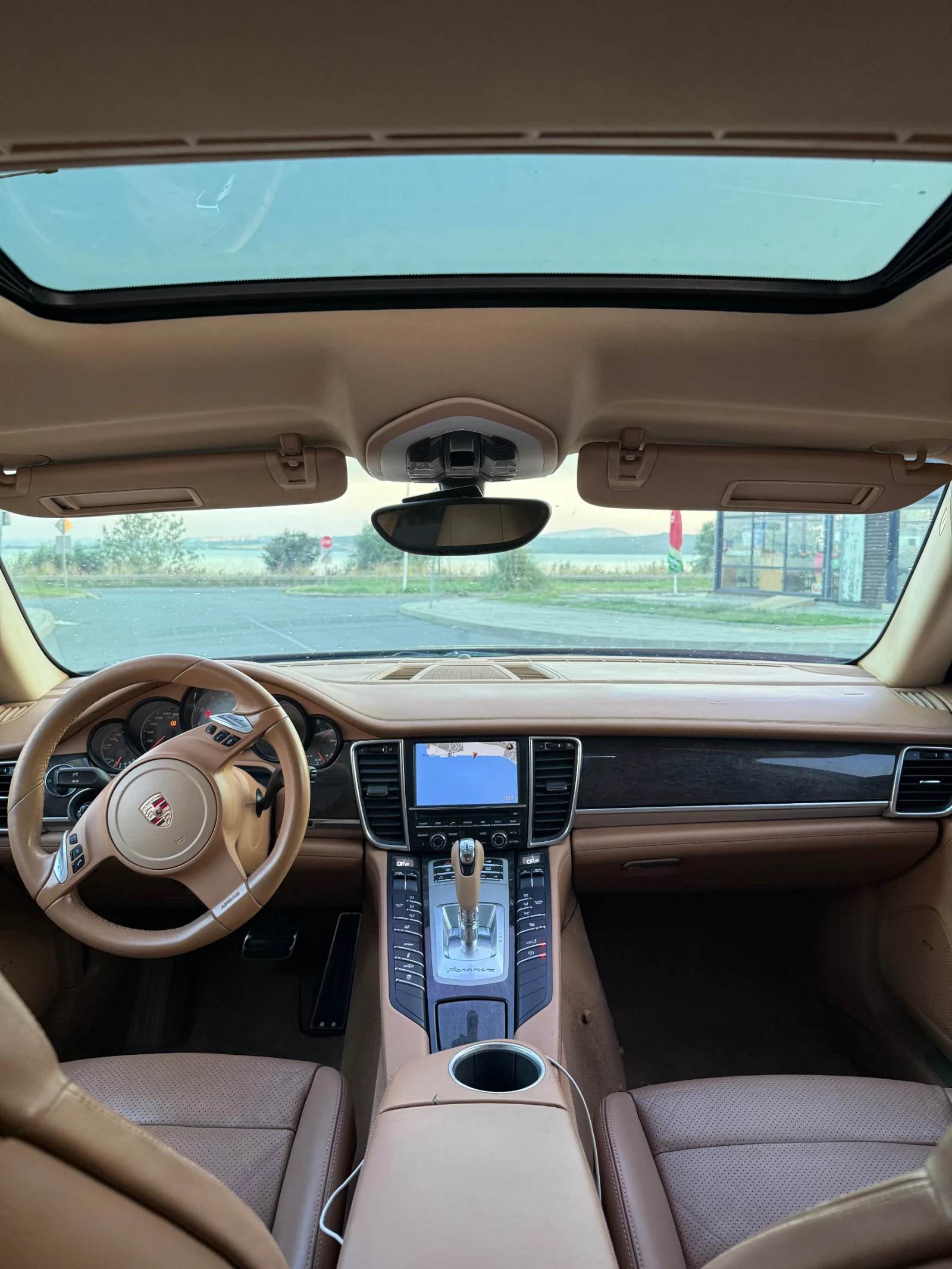 Porsche Panamera, снимка 8 - Автомобили и джипове - 55565861