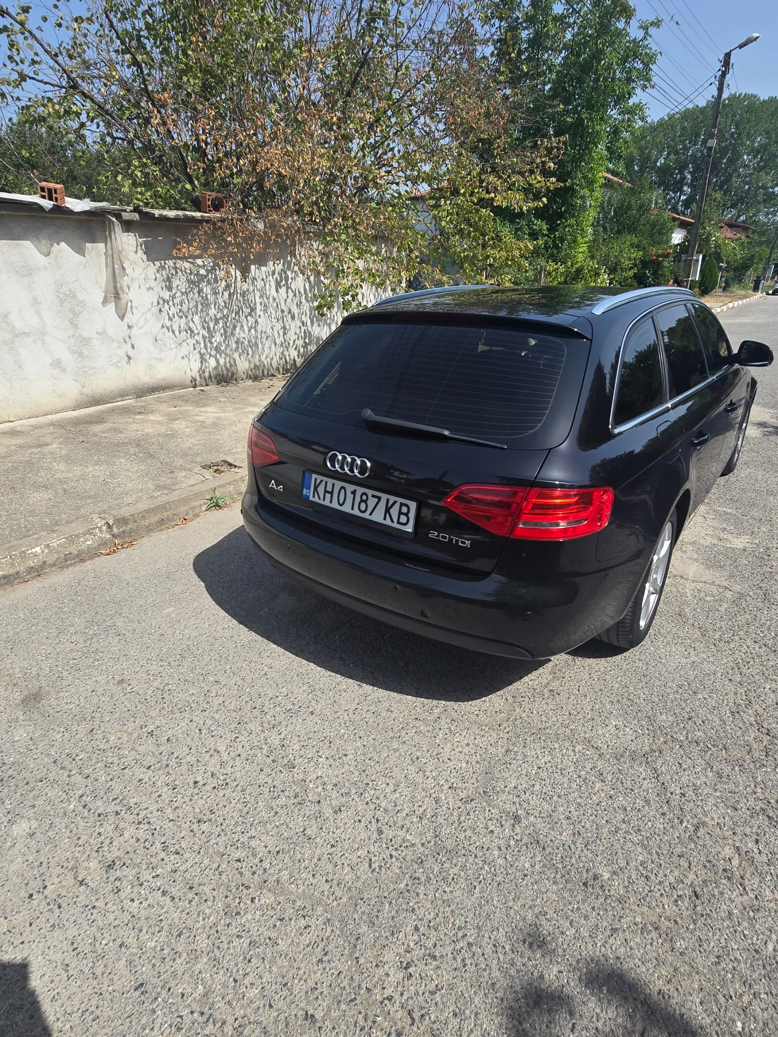 Audi A4 2.0 TDI, снимка 8 - Автомобили и джипове - 55888594