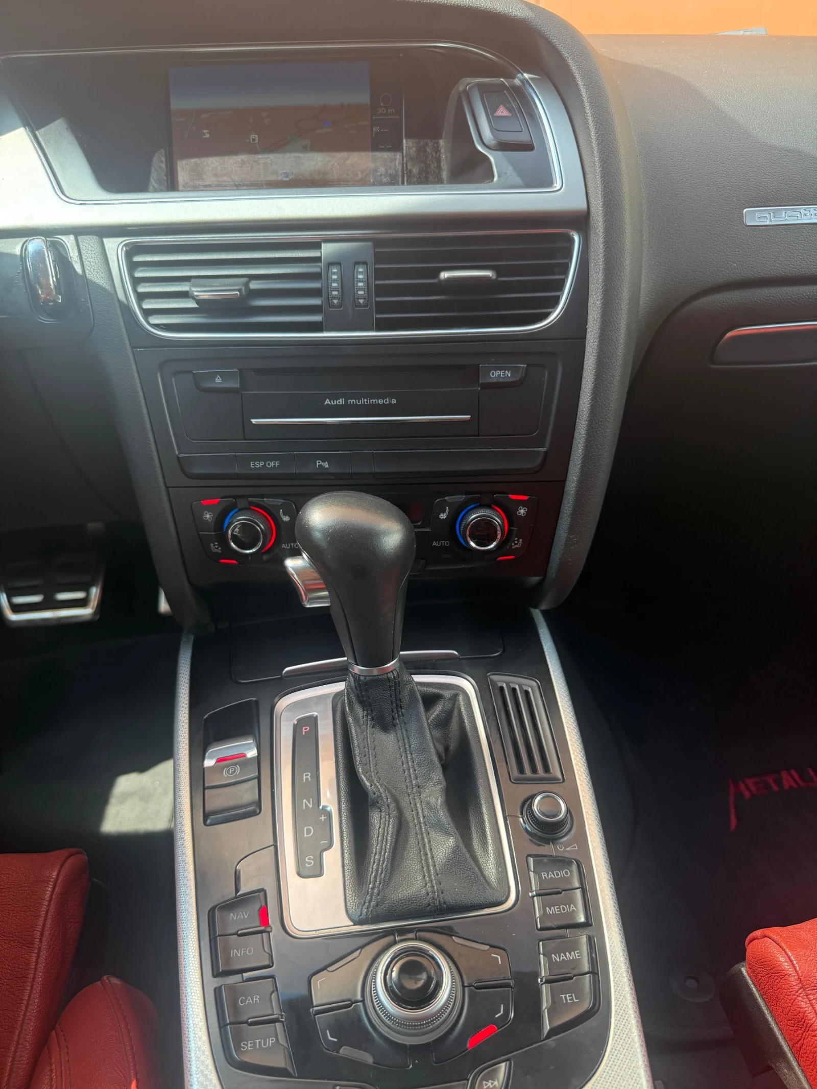 Audi A5 2.0tfsi 211кс S-line Quattro , снимка 9 - Автомобили и джипове - 55954009