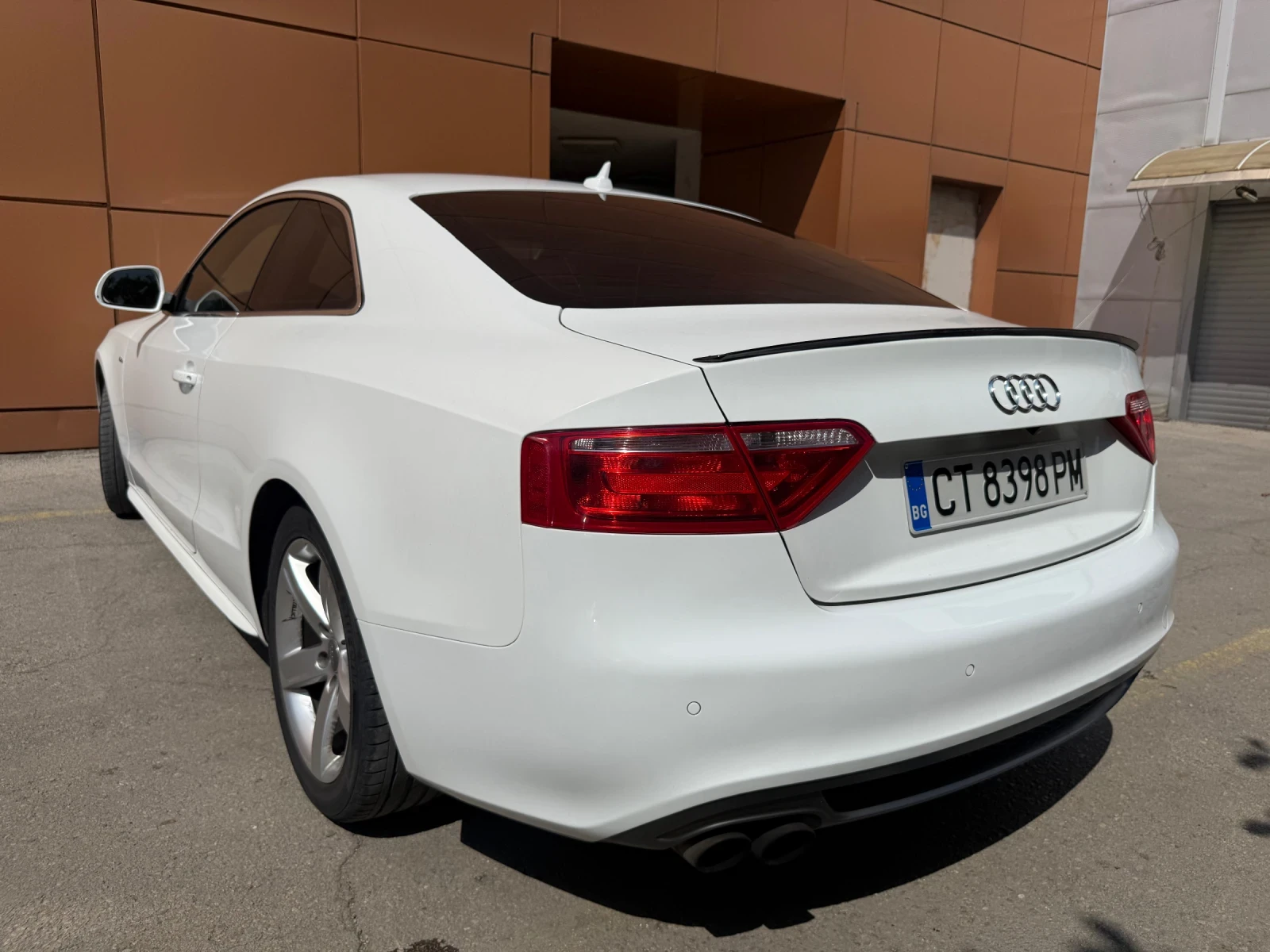 Audi A5 2.0tfsi 211кс S-line Quattro , снимка 5 - Автомобили и джипове - 55954009