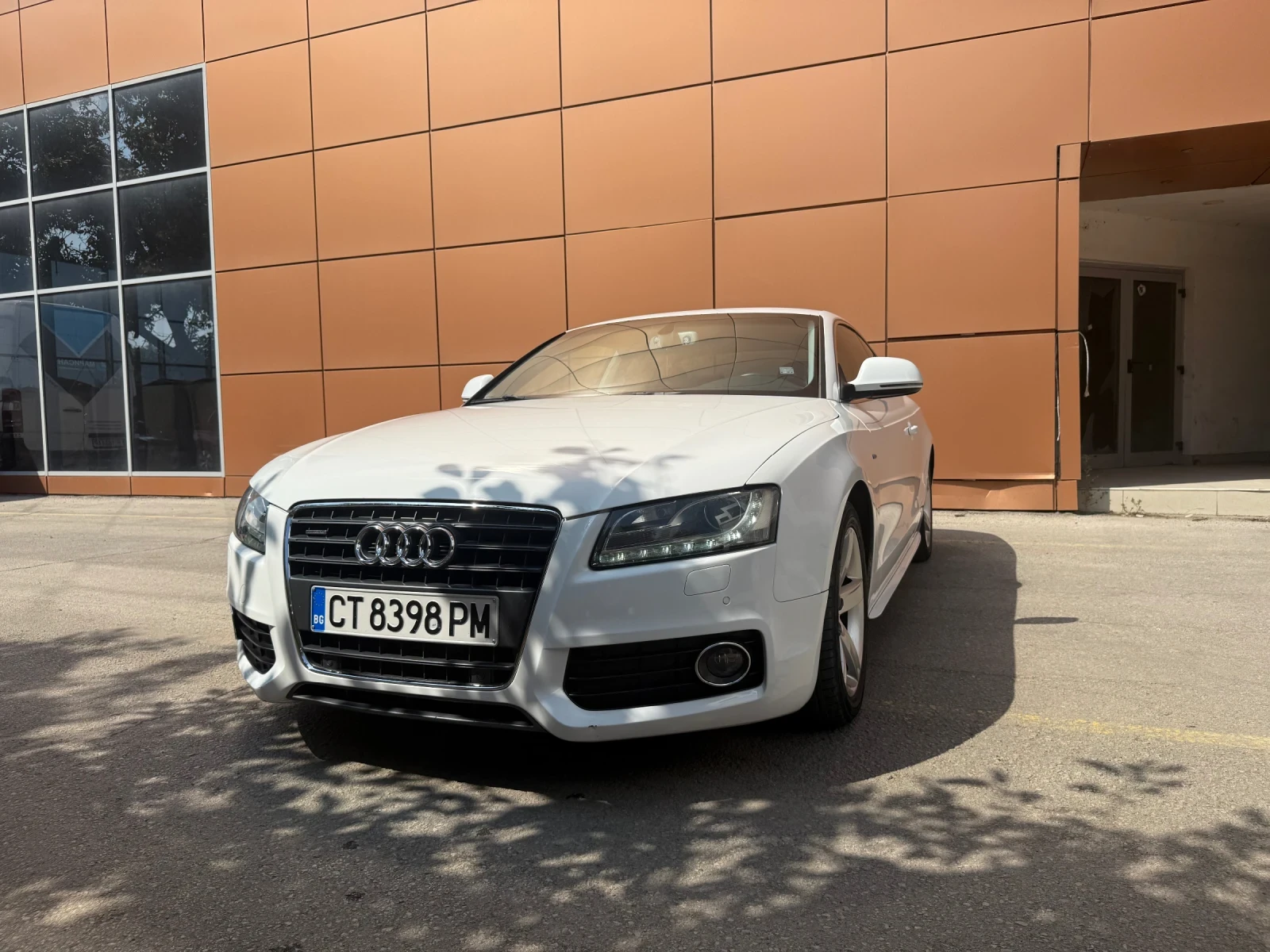Audi A5 2.0tfsi 211кс S-line Quattro , снимка 2 - Автомобили и джипове - 55954009
