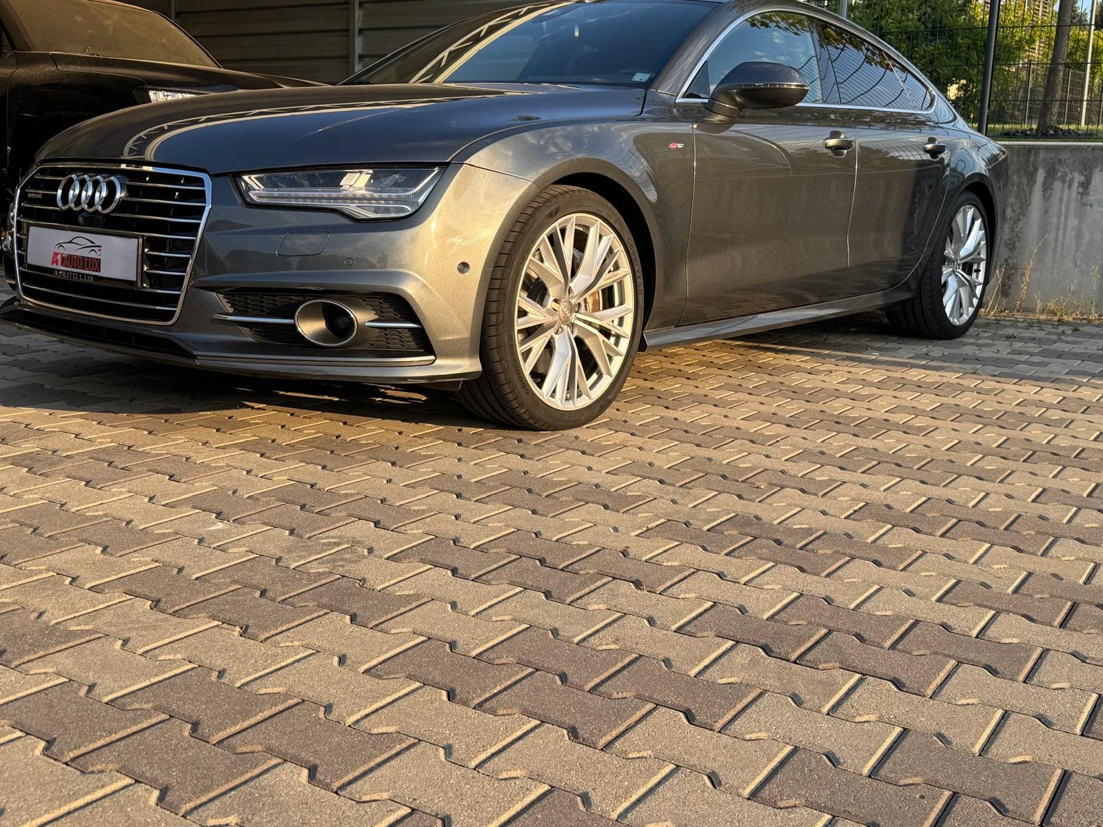 Audi A7 Sline/3.0TDI/Quattro/Matrix/HeadUP/B&O/Pano/NAVI ., снимка 2 - Автомобили и джипове - 56144995