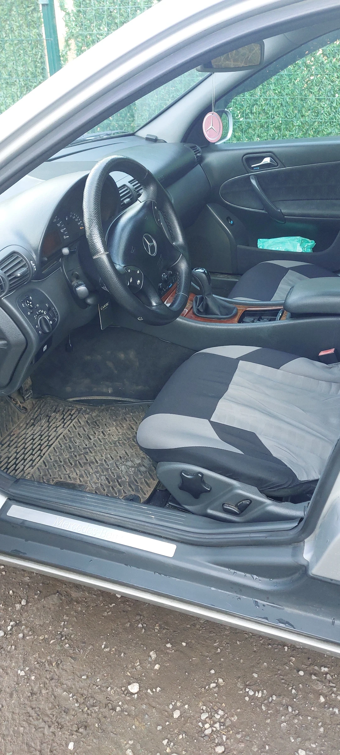 Mercedes-Benz C 180  W203, снимка 6 - Автомобили и джипове - 56205738