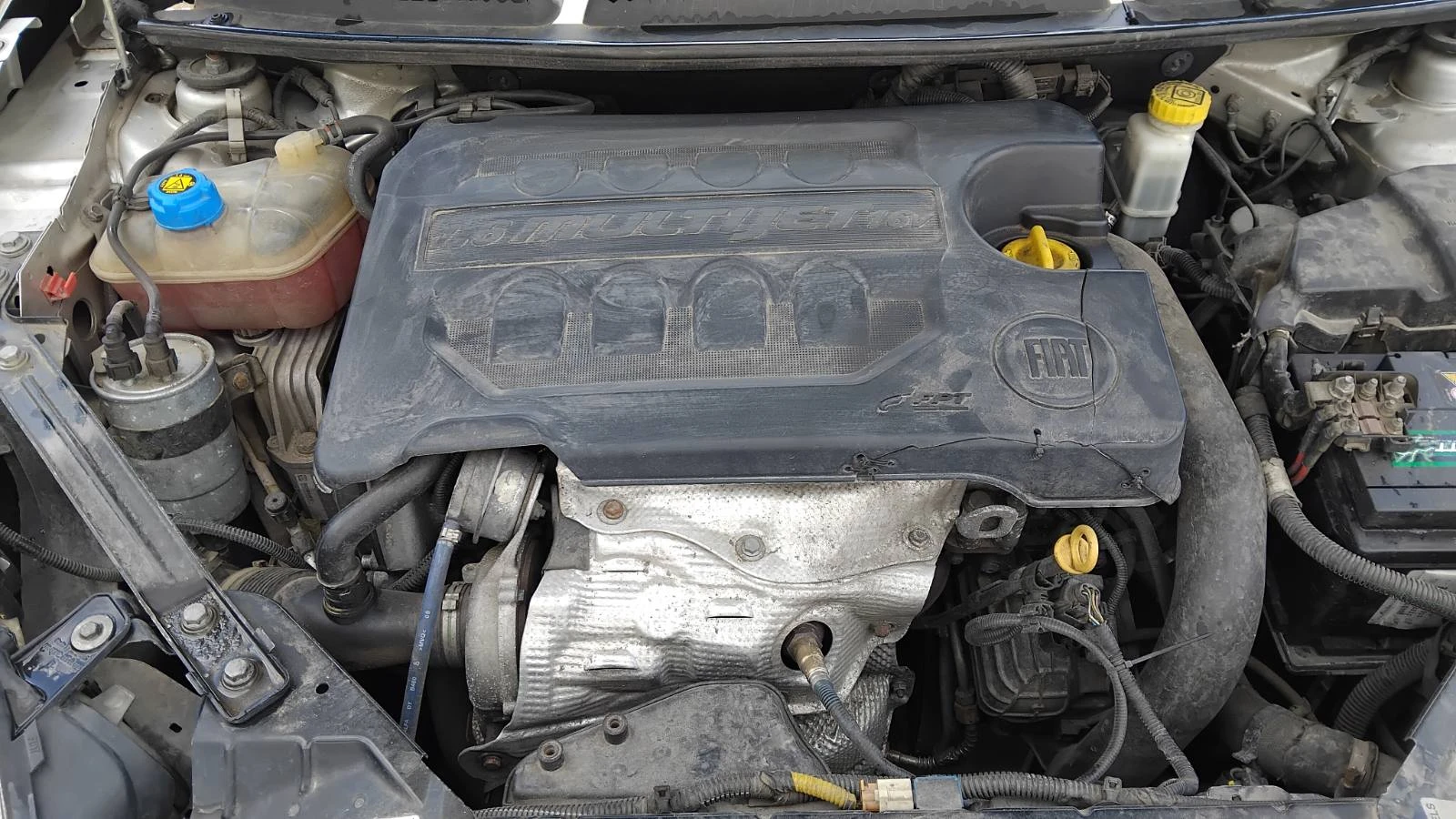 Fiat Bravo 1.6 multijet, снимка 12 - Автомобили и джипове - 56247552