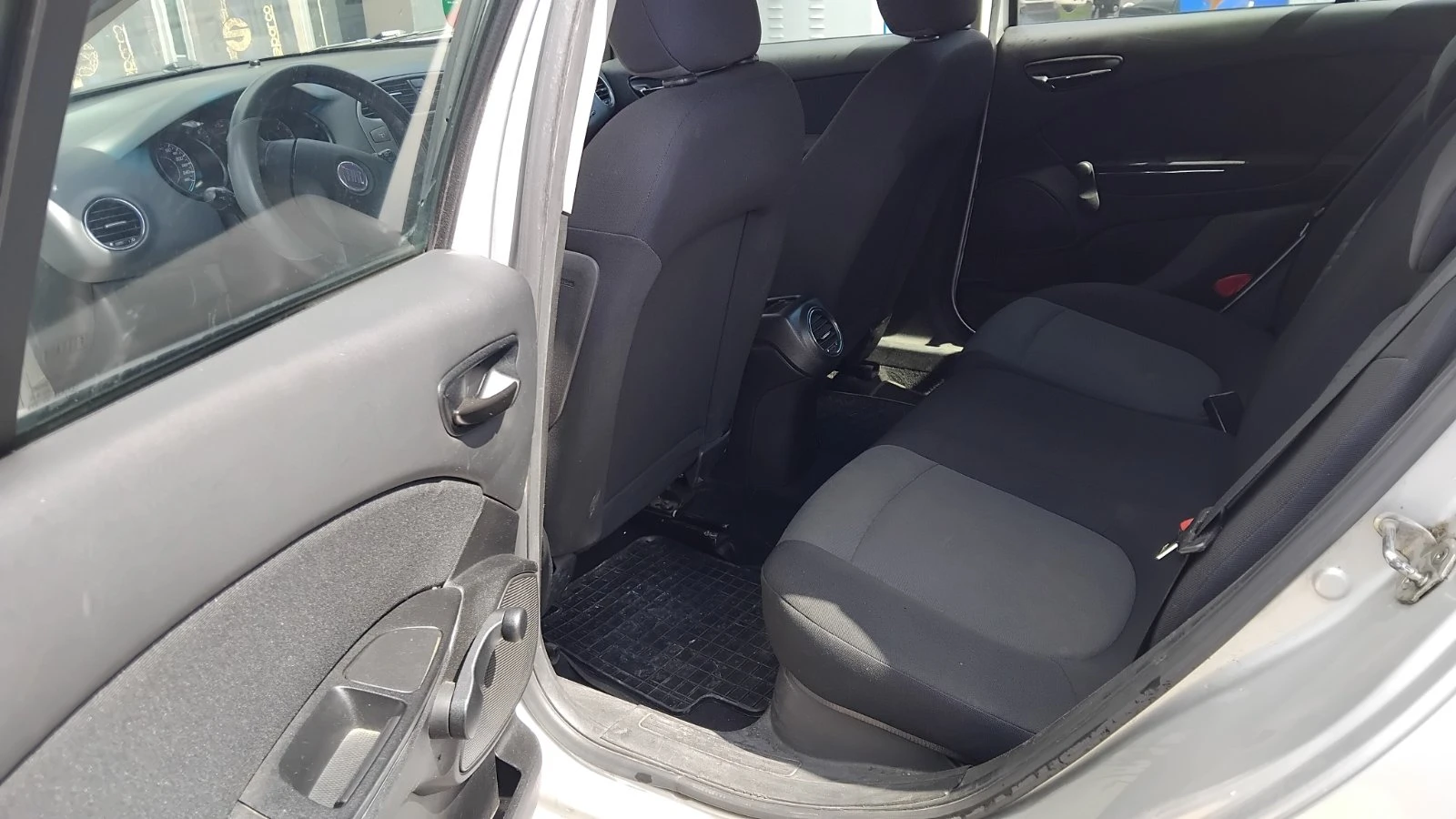 Fiat Bravo 1.6 multijet, снимка 17 - Автомобили и джипове - 56247552