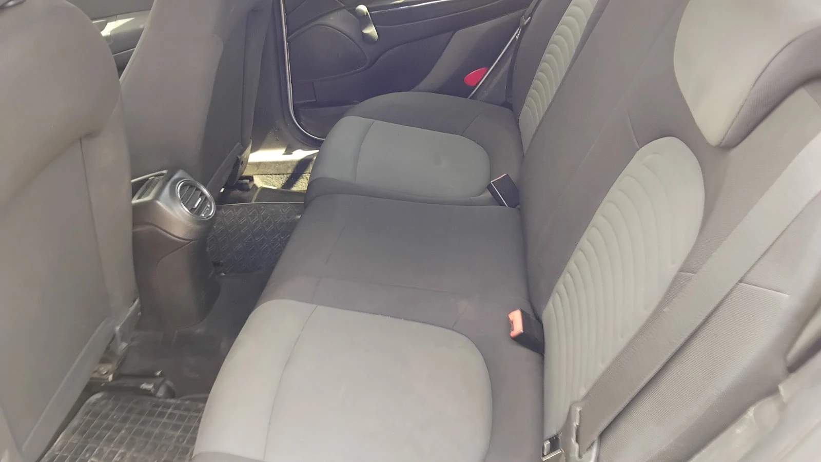 Fiat Bravo 1.6 multijet, снимка 14 - Автомобили и джипове - 56247552