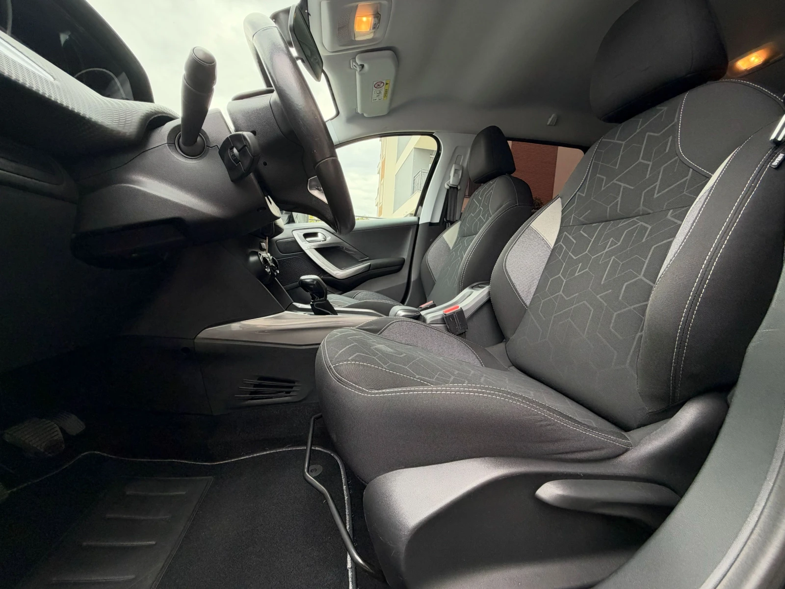 Peugeot 2008 //FACELIFT-1.6HDI// | Mobile.bg � ����������� 13