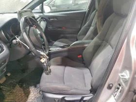 Toyota C-HR XLE FWD, снимка 7