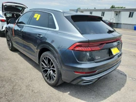 Audi Q8 * Technik * ДИСТРОНИК * ОБДУХВАНЕ * ПАНО * 360 , снимка 4