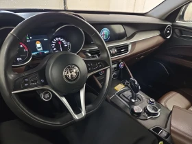 Alfa Romeo Stelvio  TI / DISTRONIC / PANO / 2 КЛЮЧА , снимка 11