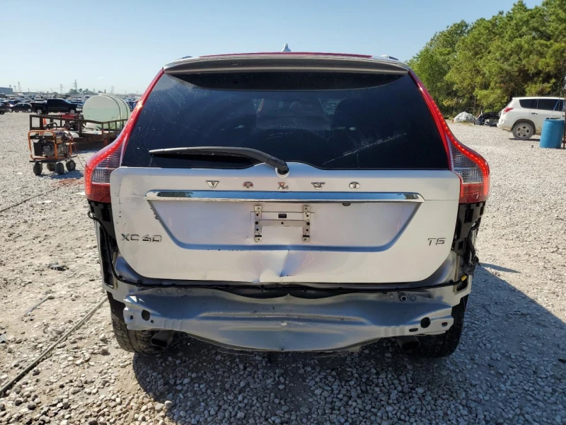 Volvo XC60 T5 INSCRIPTION, снимка 6 - Автомобили и джипове - 47940406