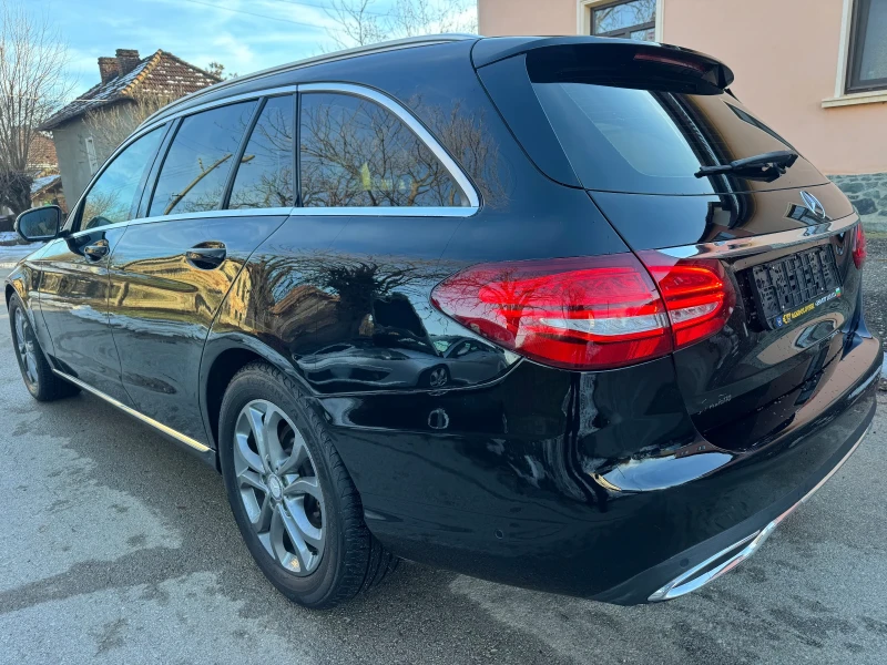 Mercedes-Benz C 220 :Състояние ТОП;:AMG, снимка 3 - Автомобили и джипове - 53149644