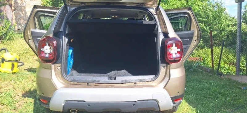 Dacia Duster, снимка 5 - Автомобили и джипове - 50864222