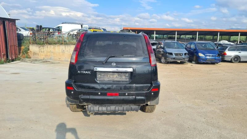 Nissan X-trail 2.2 CDI, снимка 3 - Автомобили и джипове - 38178798