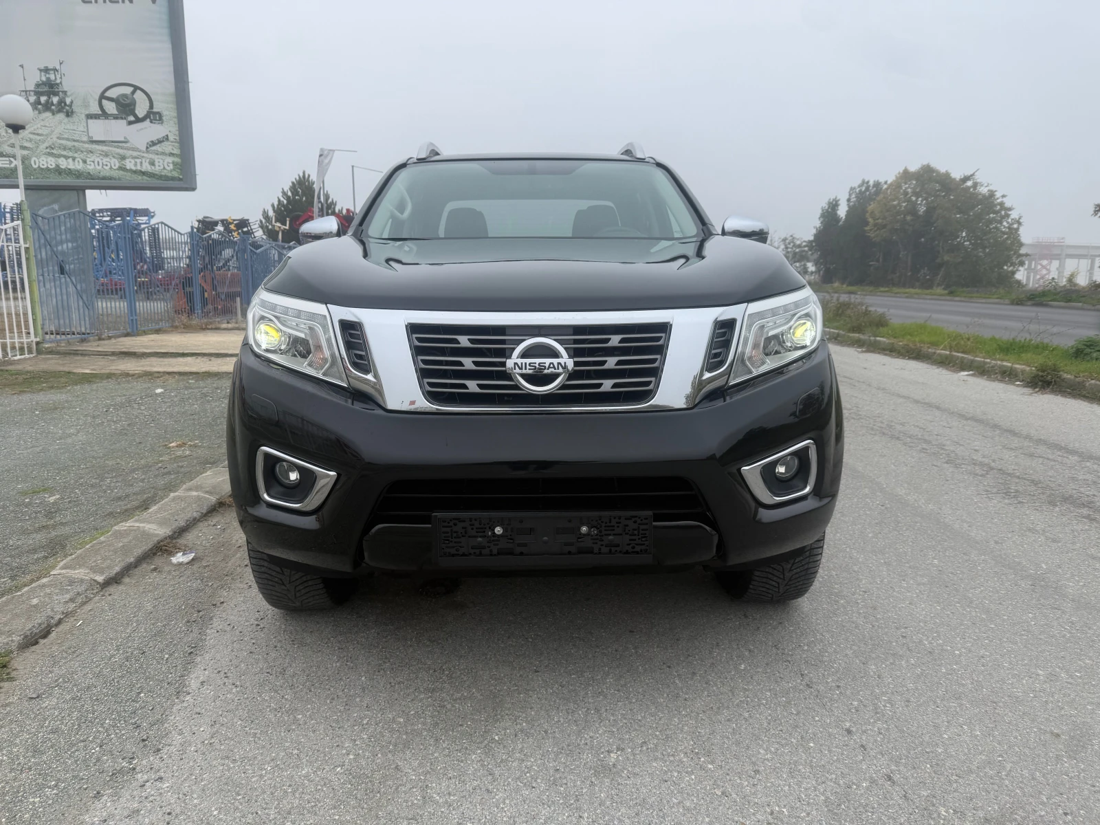 Nissan Navara AUT. NAVI 4x4 FULL ШВЕЙЦАРИЯ - изображение 5
