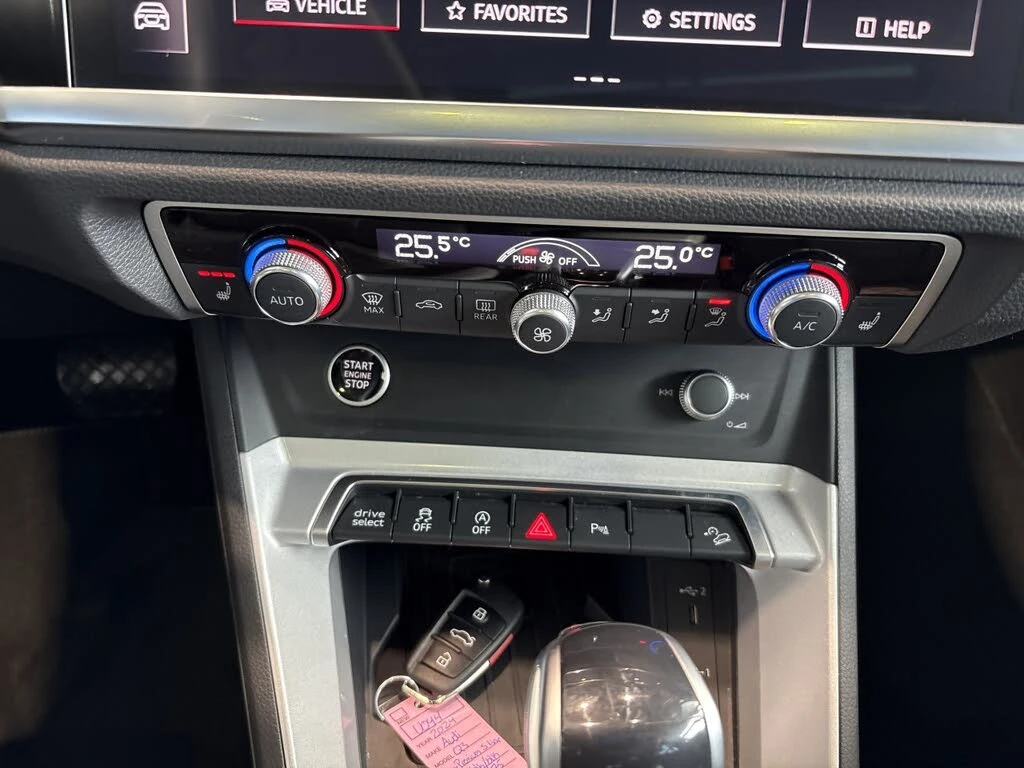 Audi Q3 Komfort* 45TFSI* ����������* (���� �� ��) | Mobile.bg � ����������� 13